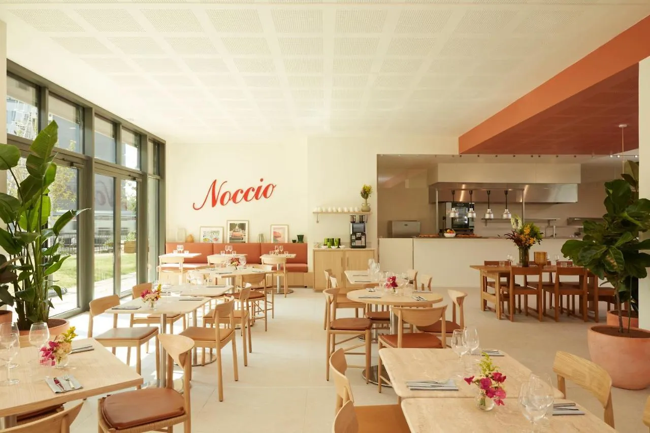 Okko Hotels Paris Rosa Parks Франция