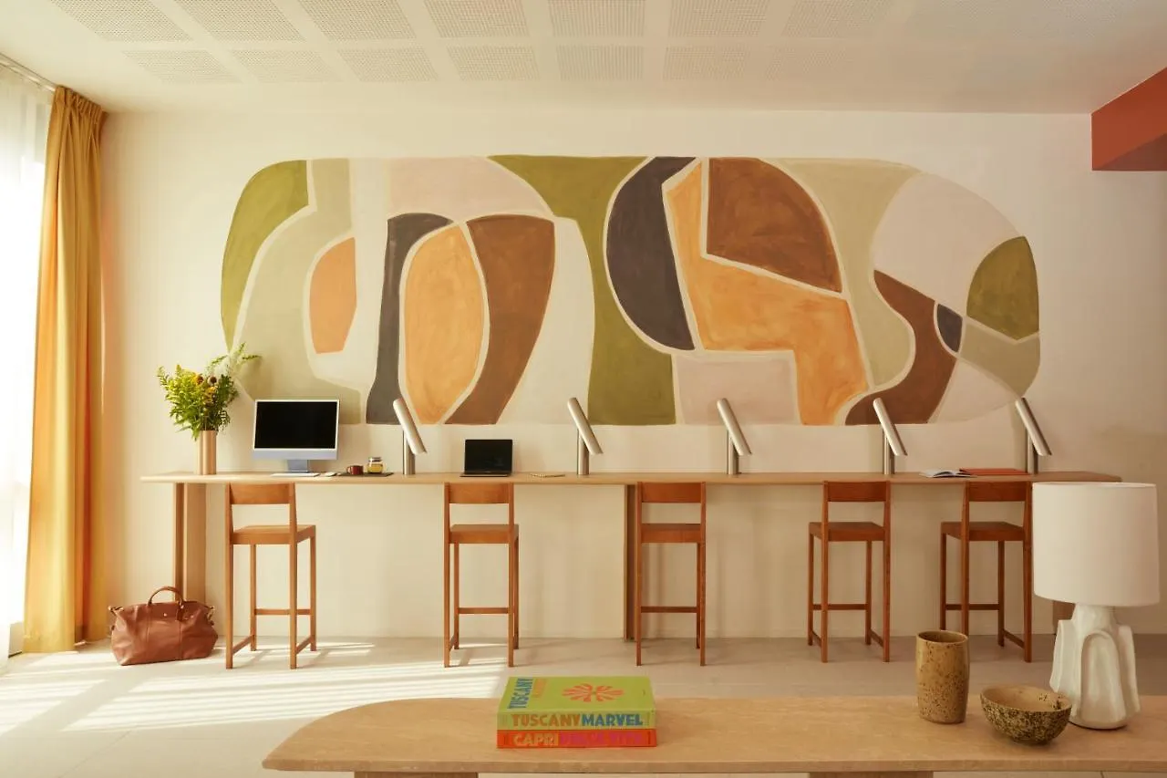Okko Hotels Paris Rosa Parks 4*,  France
